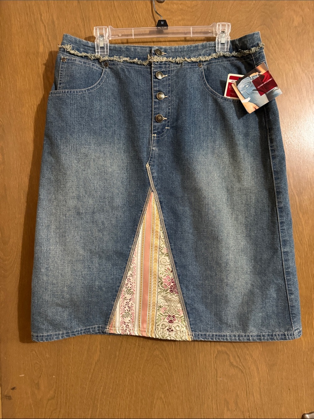 Gloria Vanderbilt Blue Denim A-Line Skirt with Floral Stripe Inset